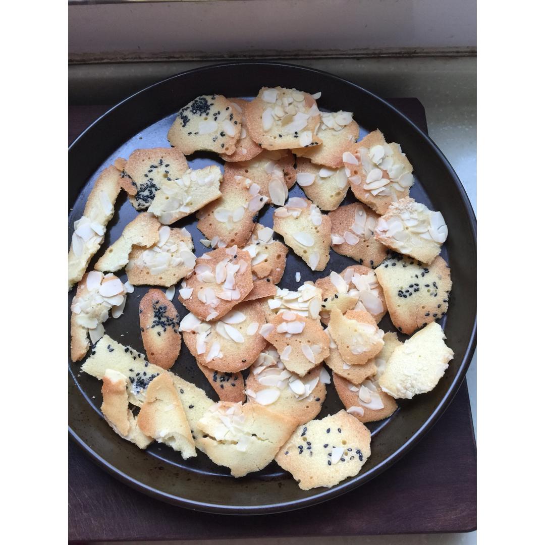 Tuiles aux amandes 杏仁瓦脆薄片 - “Happiness三茶”