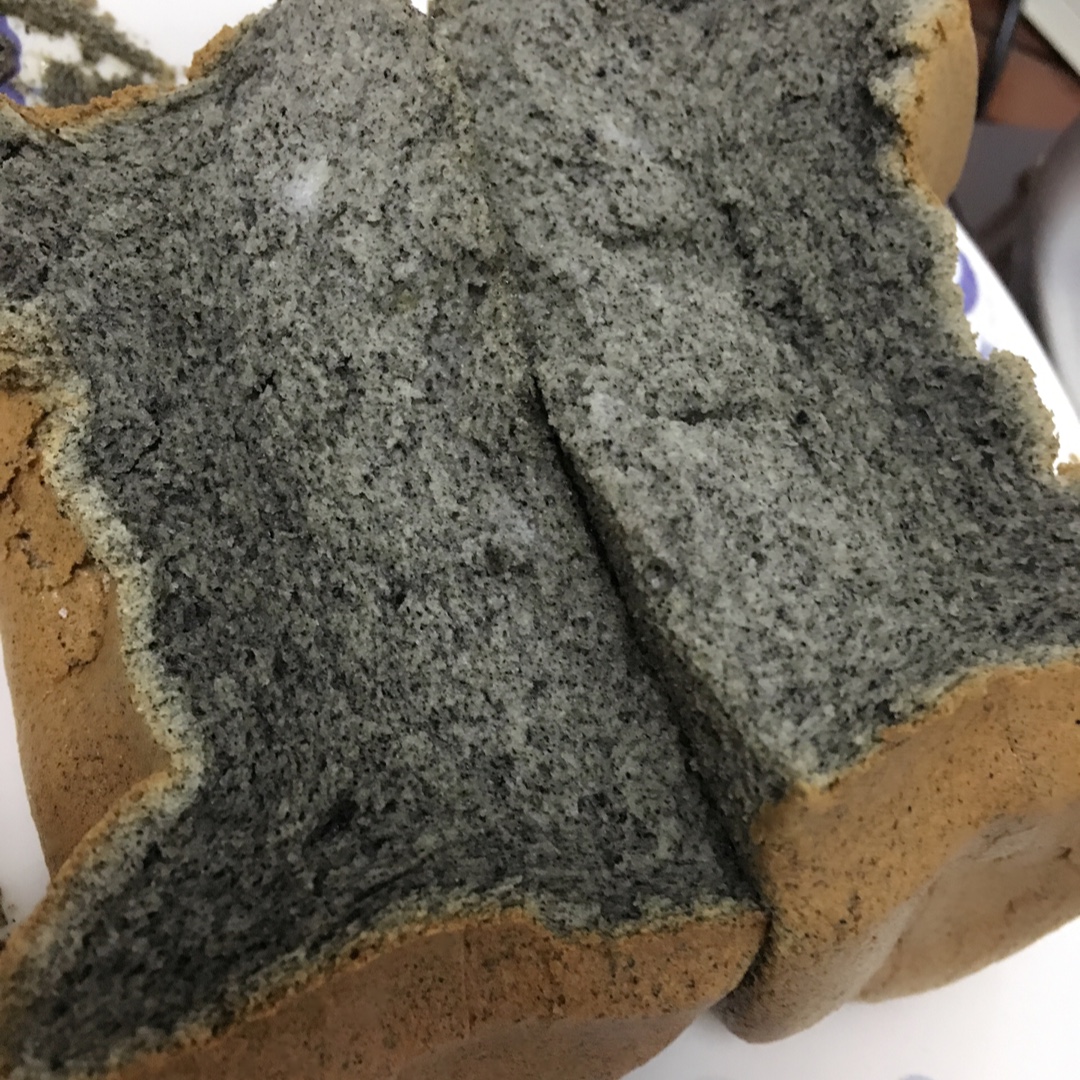 黑芝麻戚风