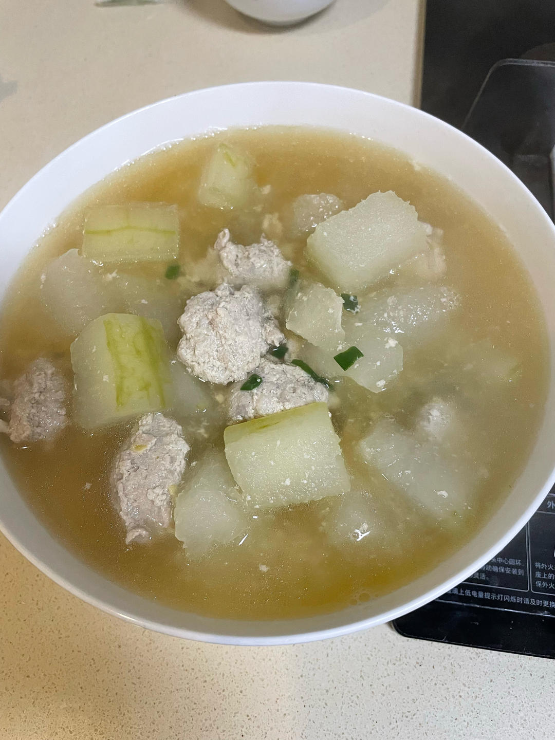 巨鲜美的冬瓜丸子汤
