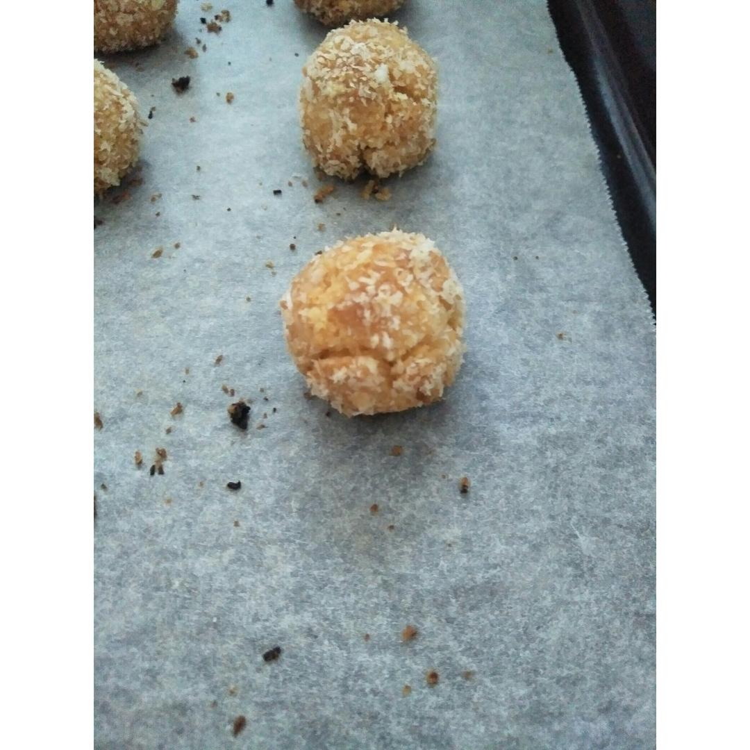 【视频】椰蓉小酥球（消耗蛋黄）童年美食