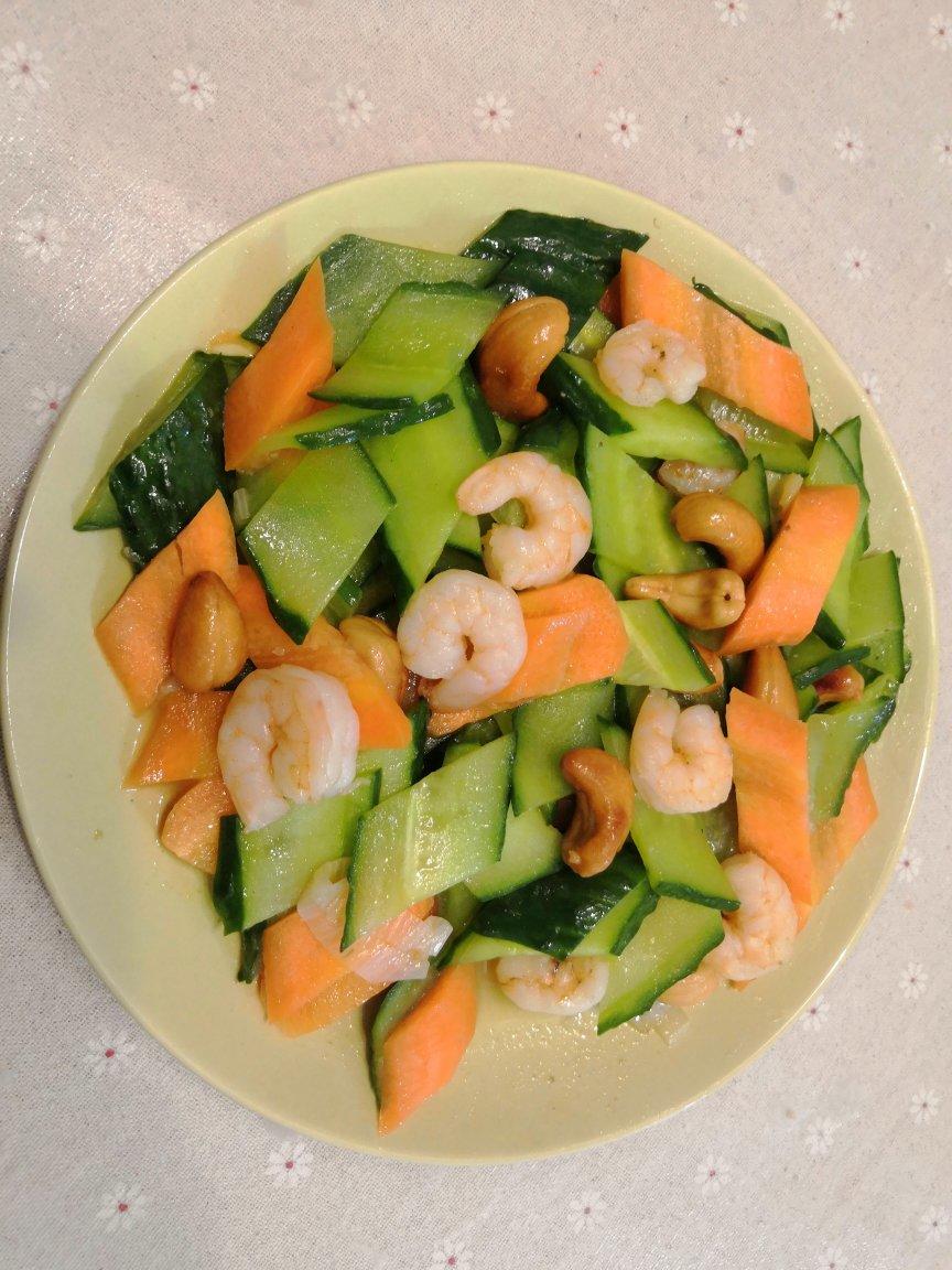 虾仁炒黄瓜胡萝卜