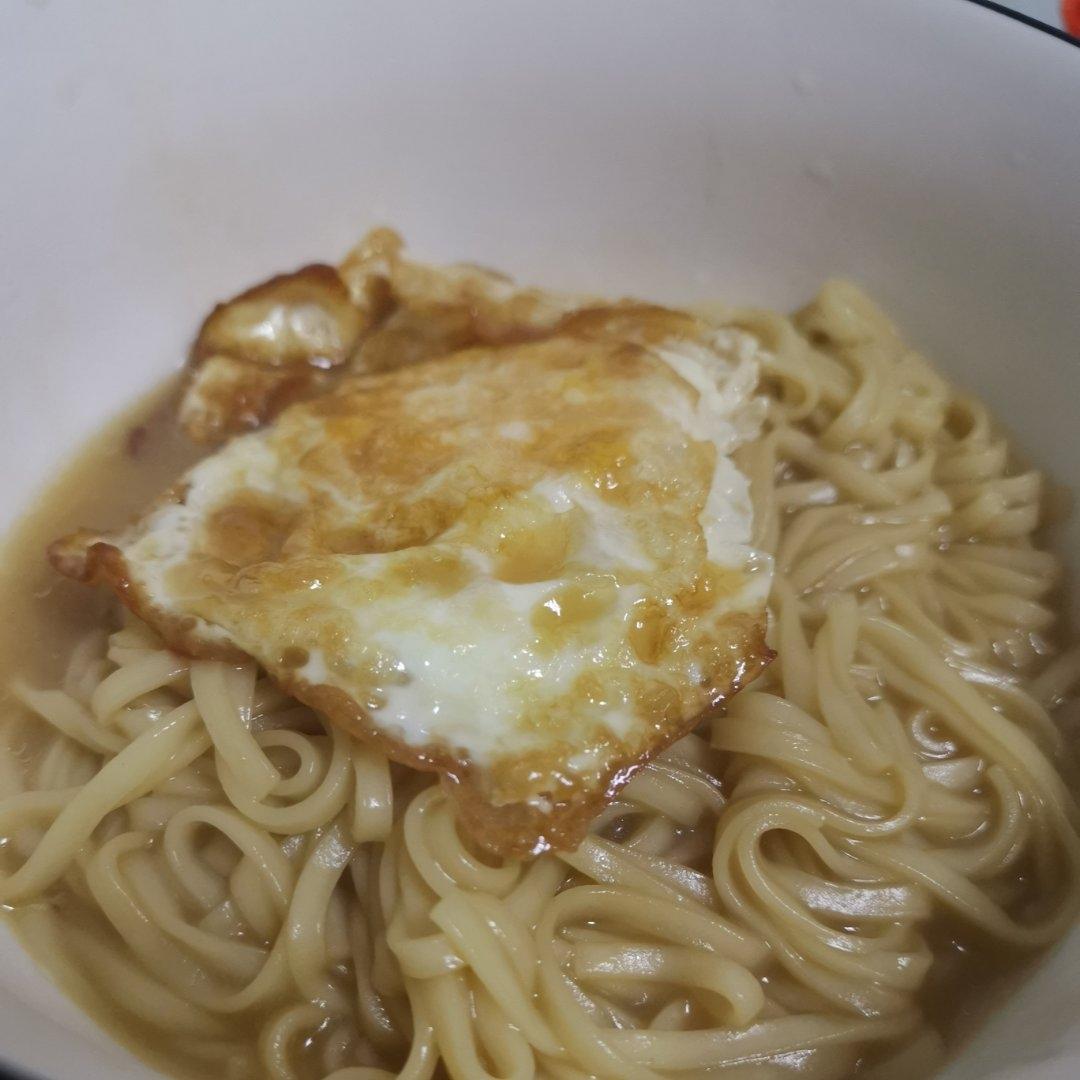 一碗鸡蛋面