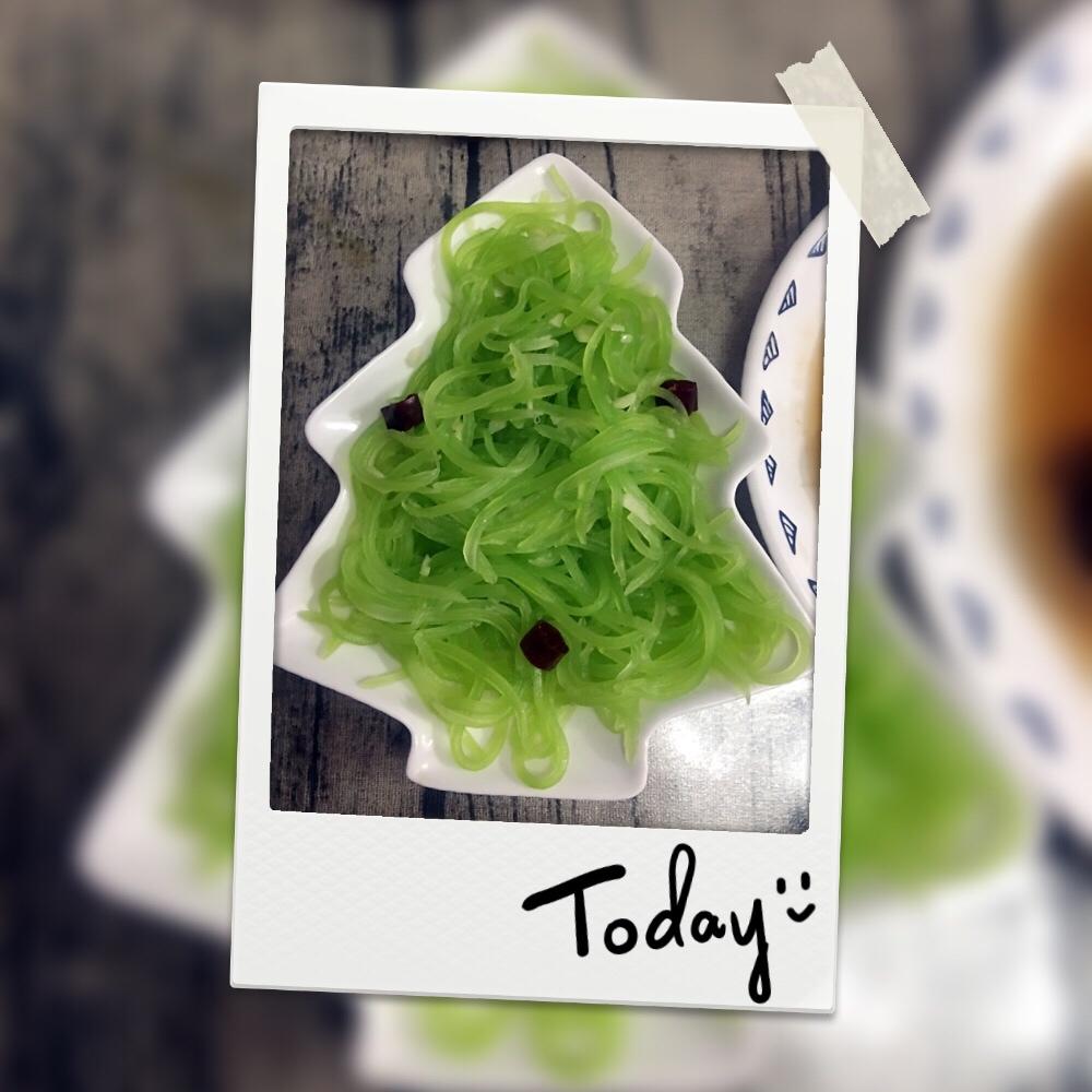 凉拌莴笋丝
