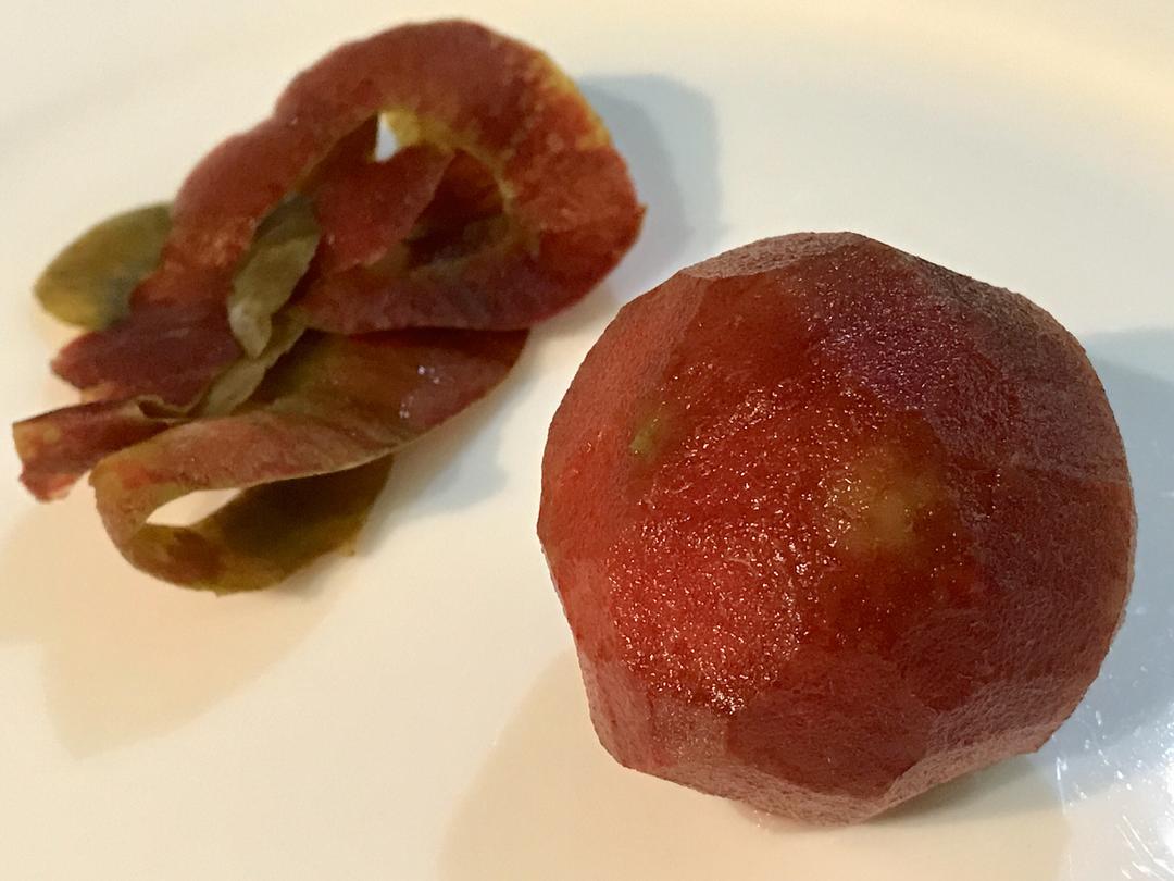 削皮是三华李的正确食用方式的做法