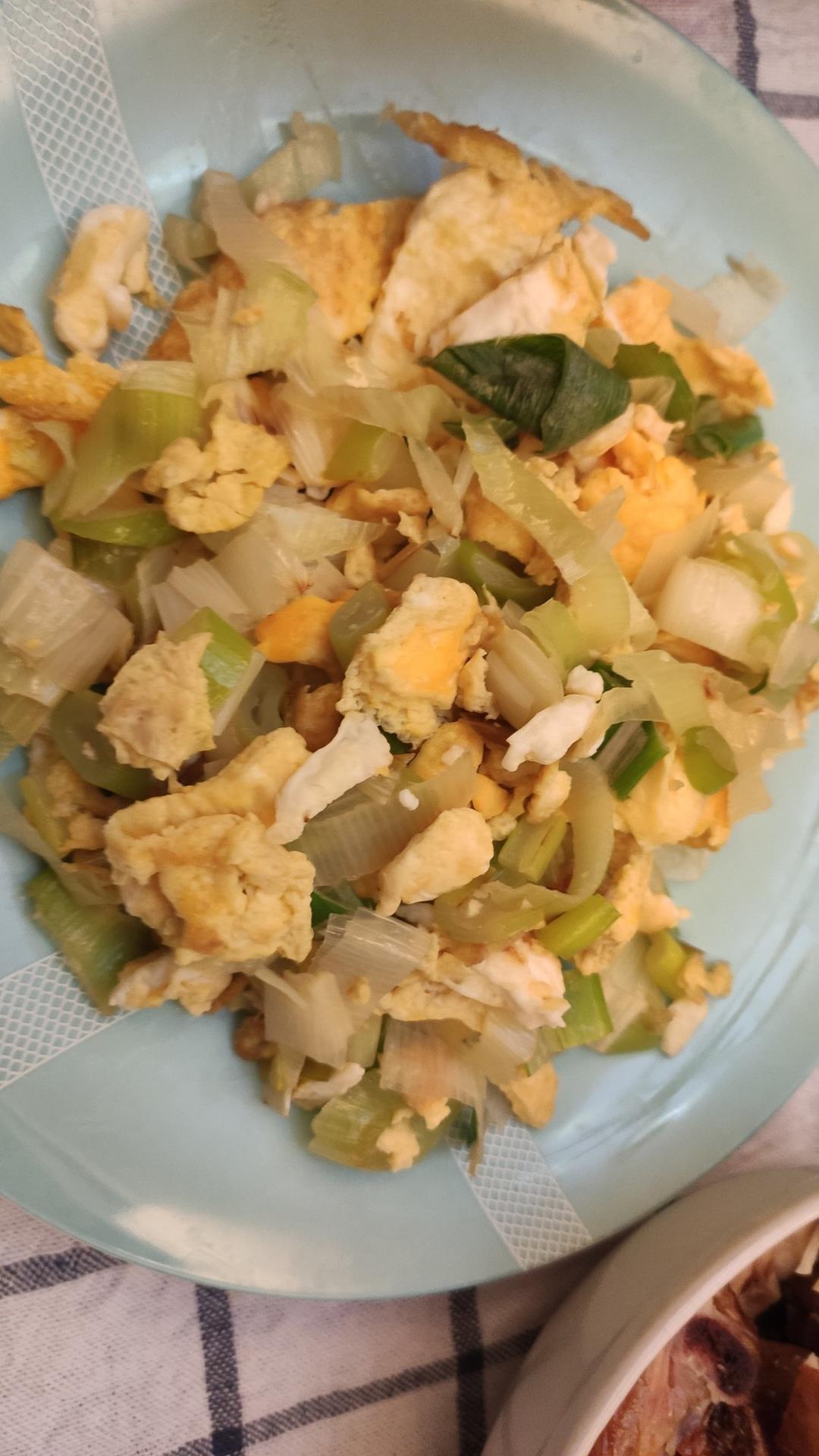 大葱炒鸡蛋