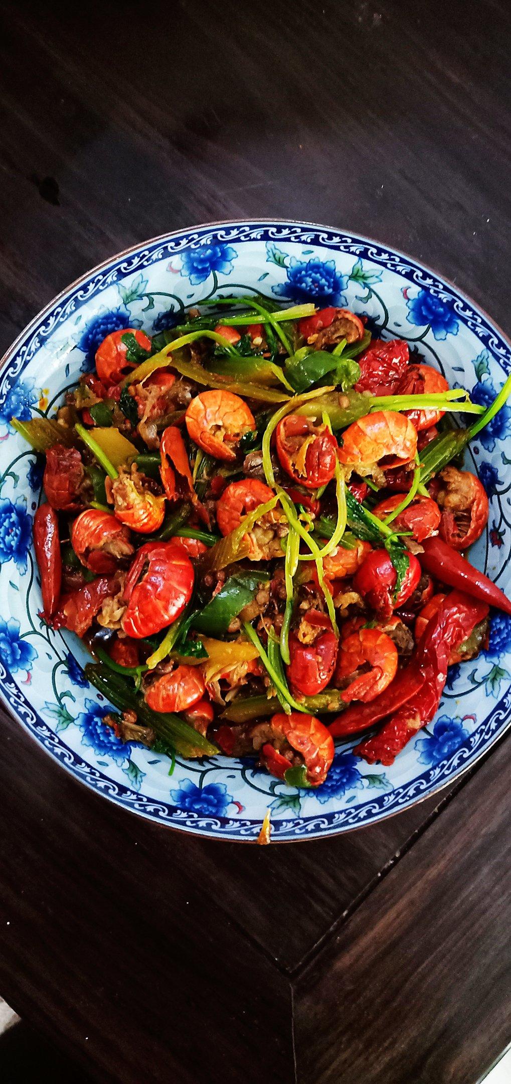 爆炒龙虾尾