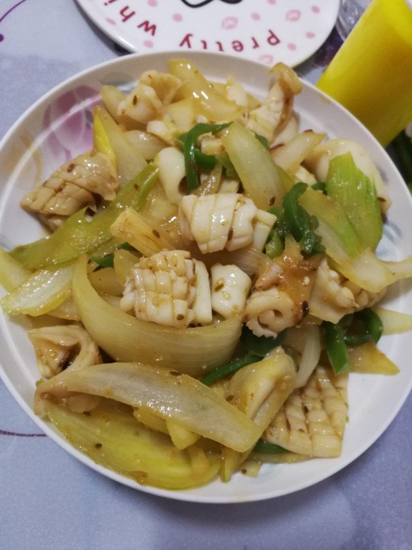 青椒炒鱿鱼