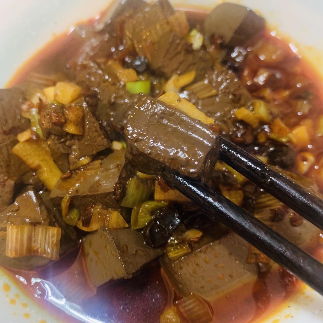 冒鸭血，让一碗白饭幸福飞起！