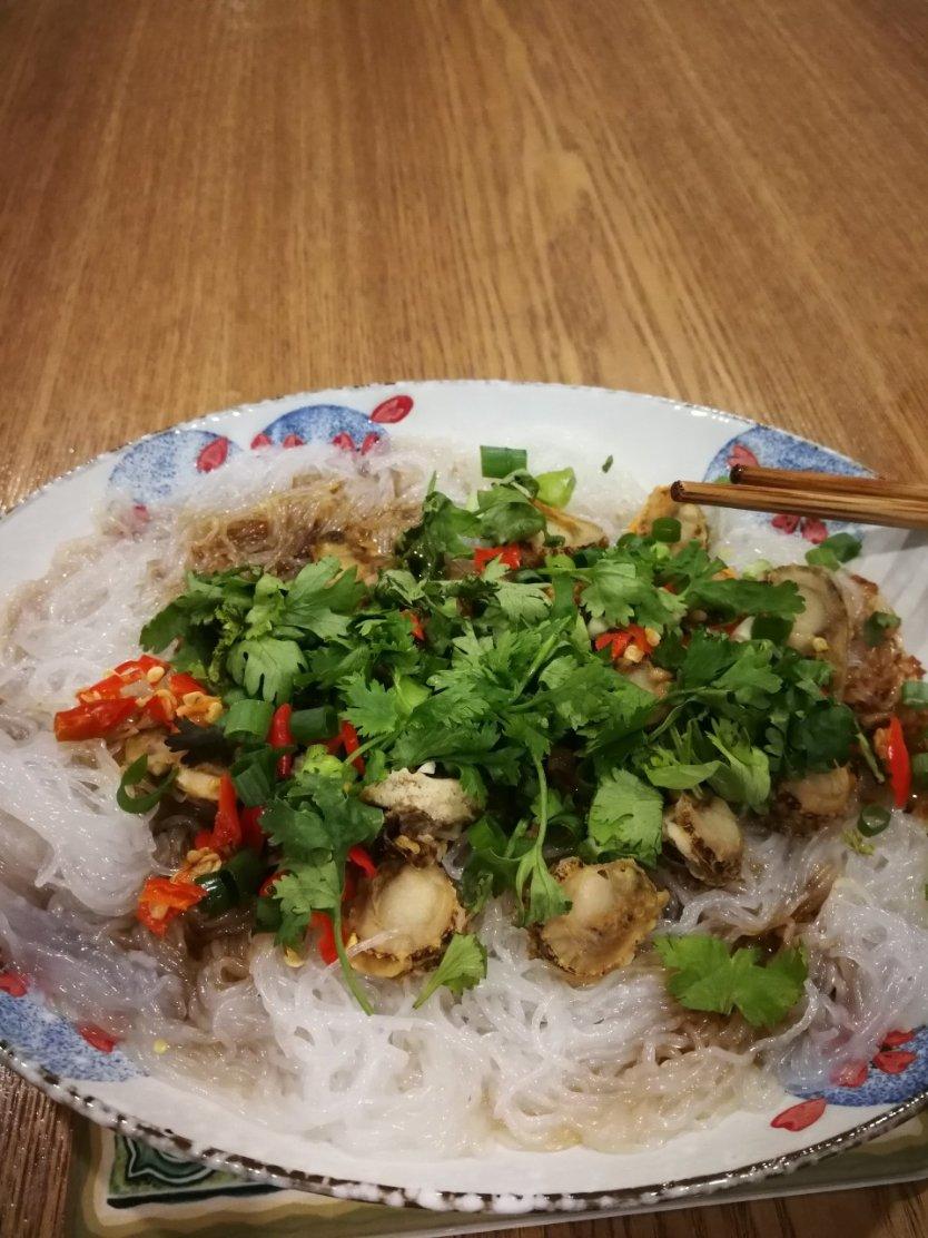 蒜蓉粉丝蒸扇贝