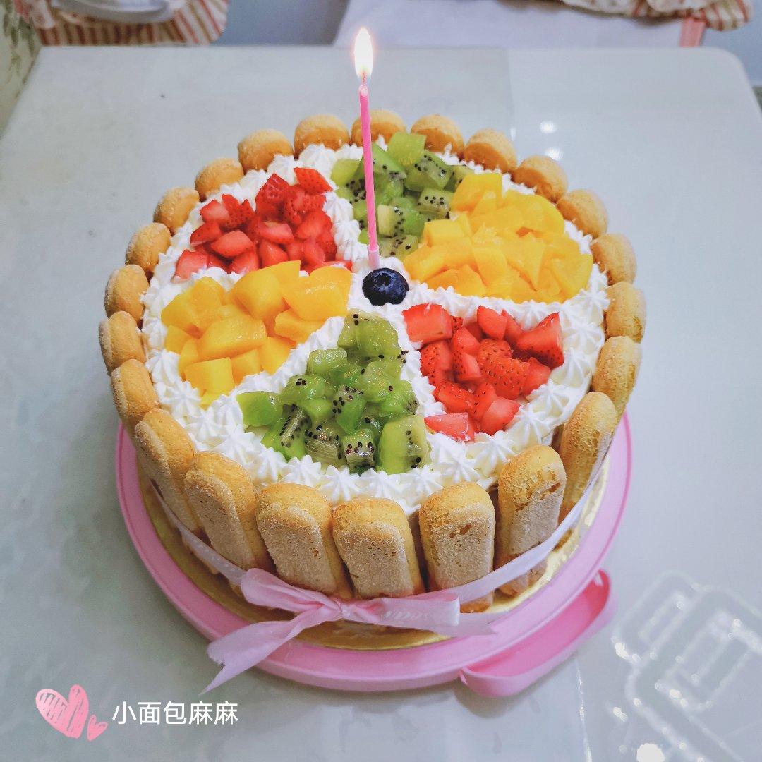 鲜奶双拼水果蛋糕