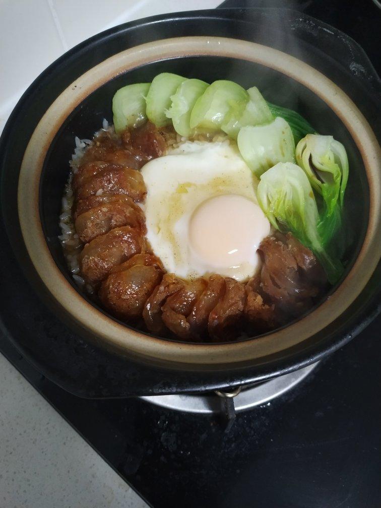 香肠煲仔饭