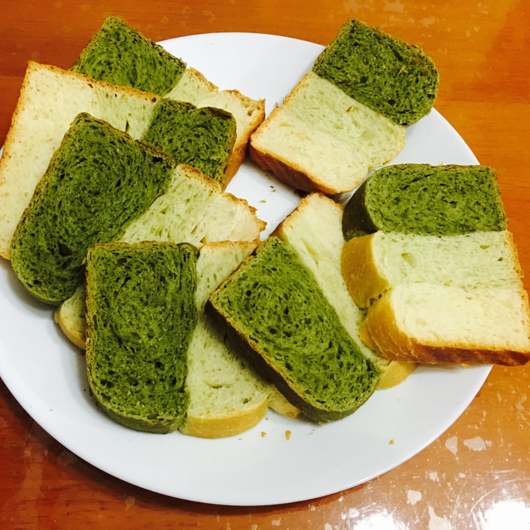 渐变抹茶吐司