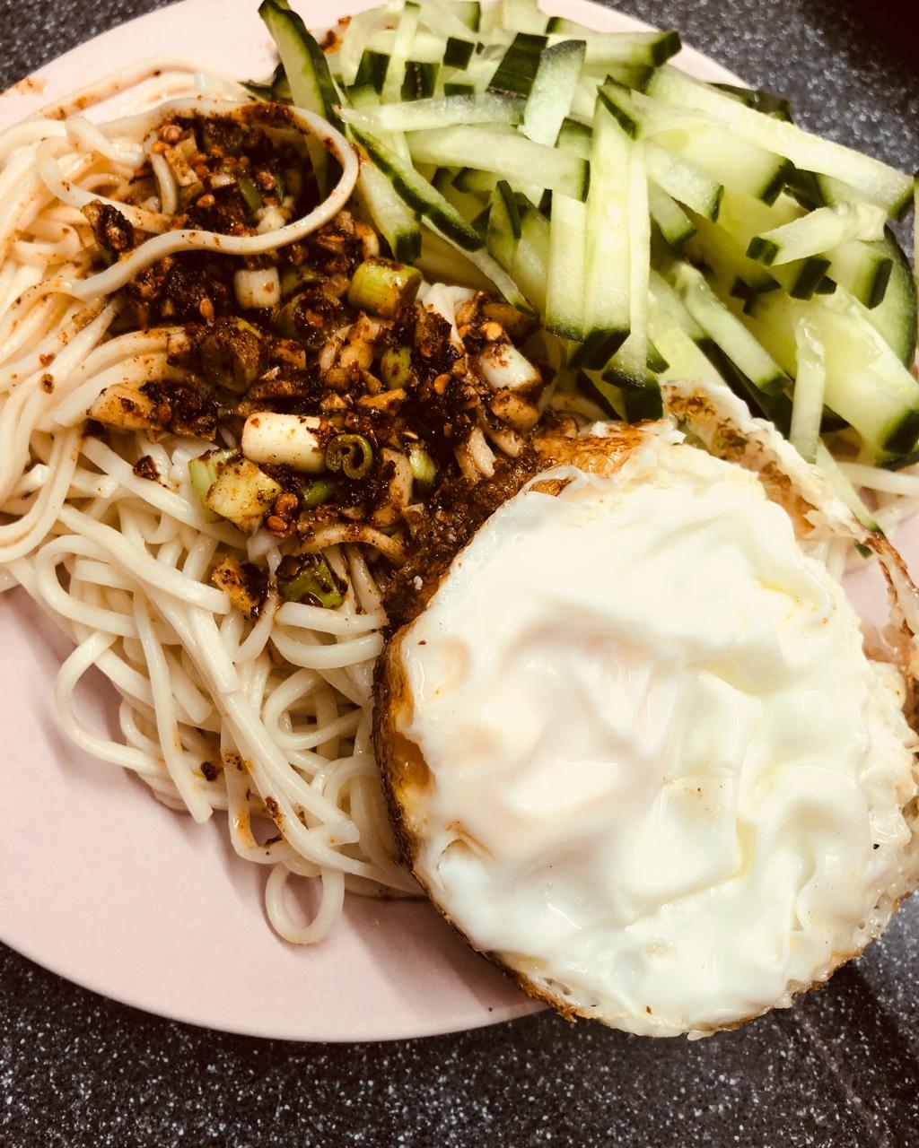 姥姥的爽口凉面！（干拌挂面）