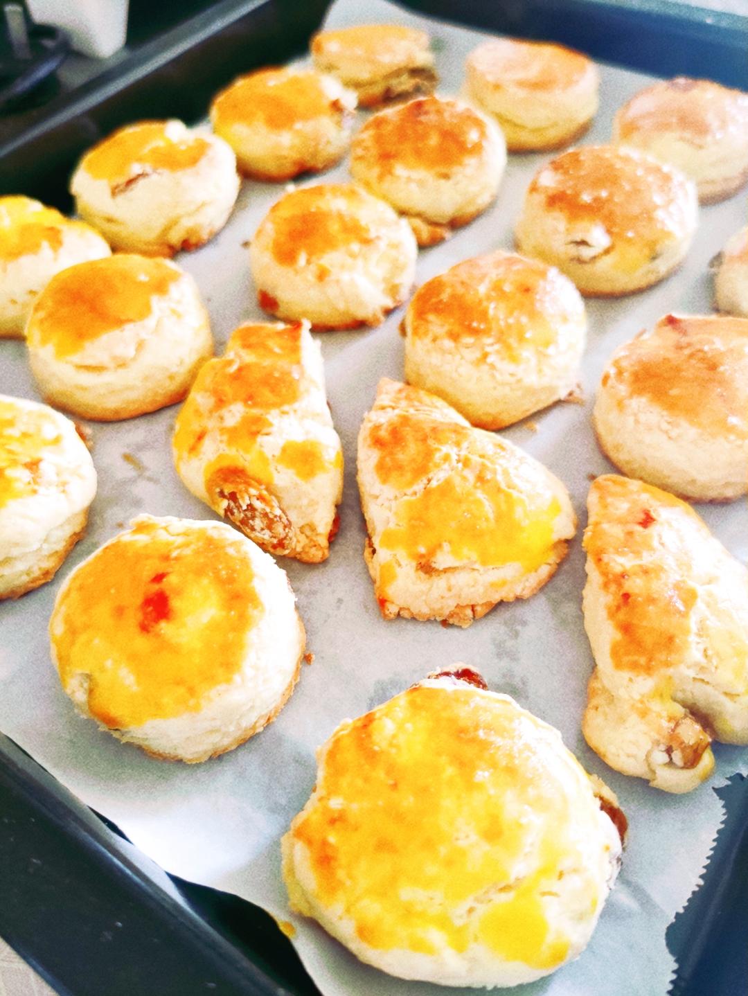 完美裂纹～百分百成功的超好吃奶香司康（禁止搬运）