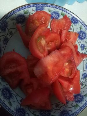 清爽开胃西红柿炒头菜的做法 步骤1