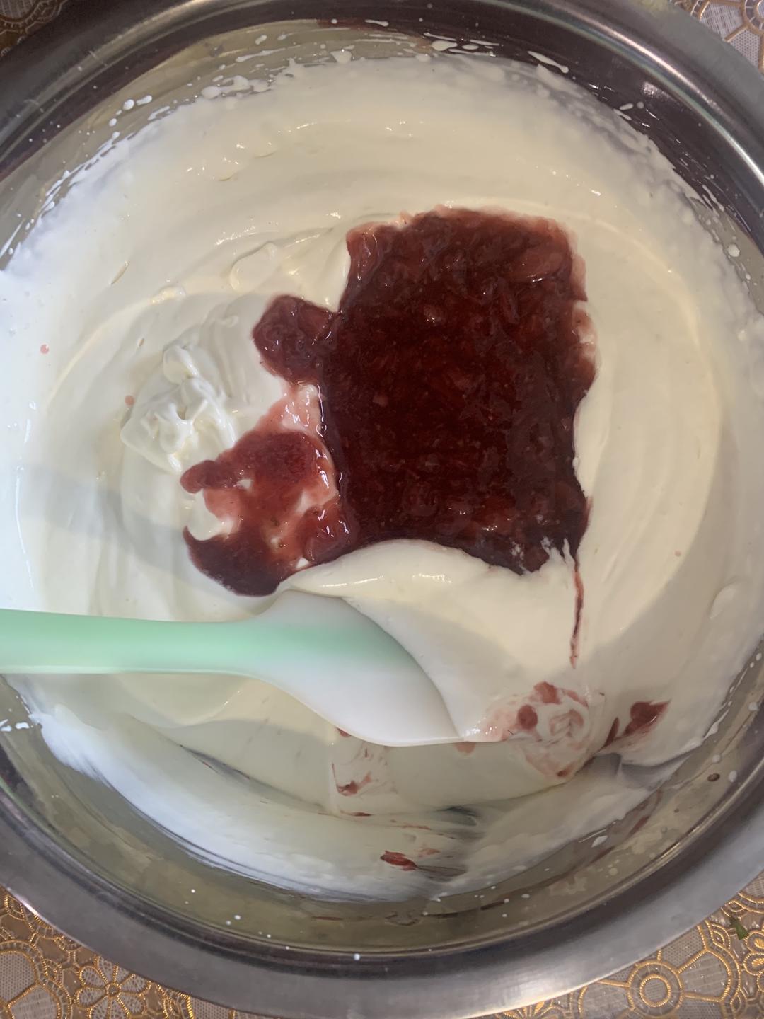 草莓戚风慕斯蛋糕的做法 步骤5