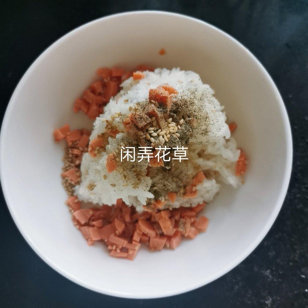 米饭剩下了不要扔，教你把剩饭做成有创意的美味早餐