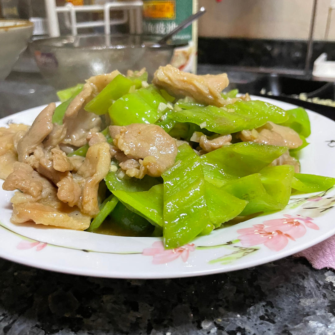 青椒炒肉片