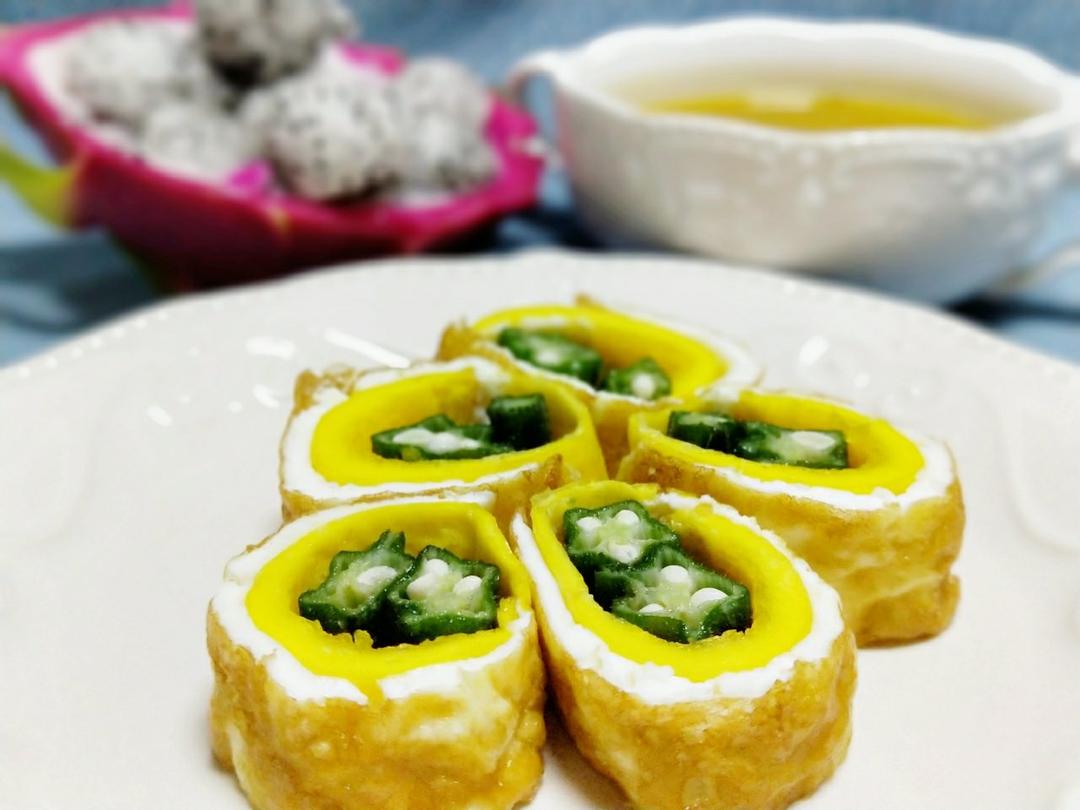 秋葵鸡蛋卷