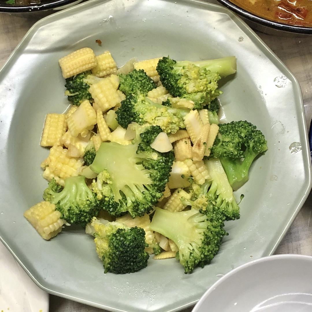 玉米笋西兰花炒虾仁