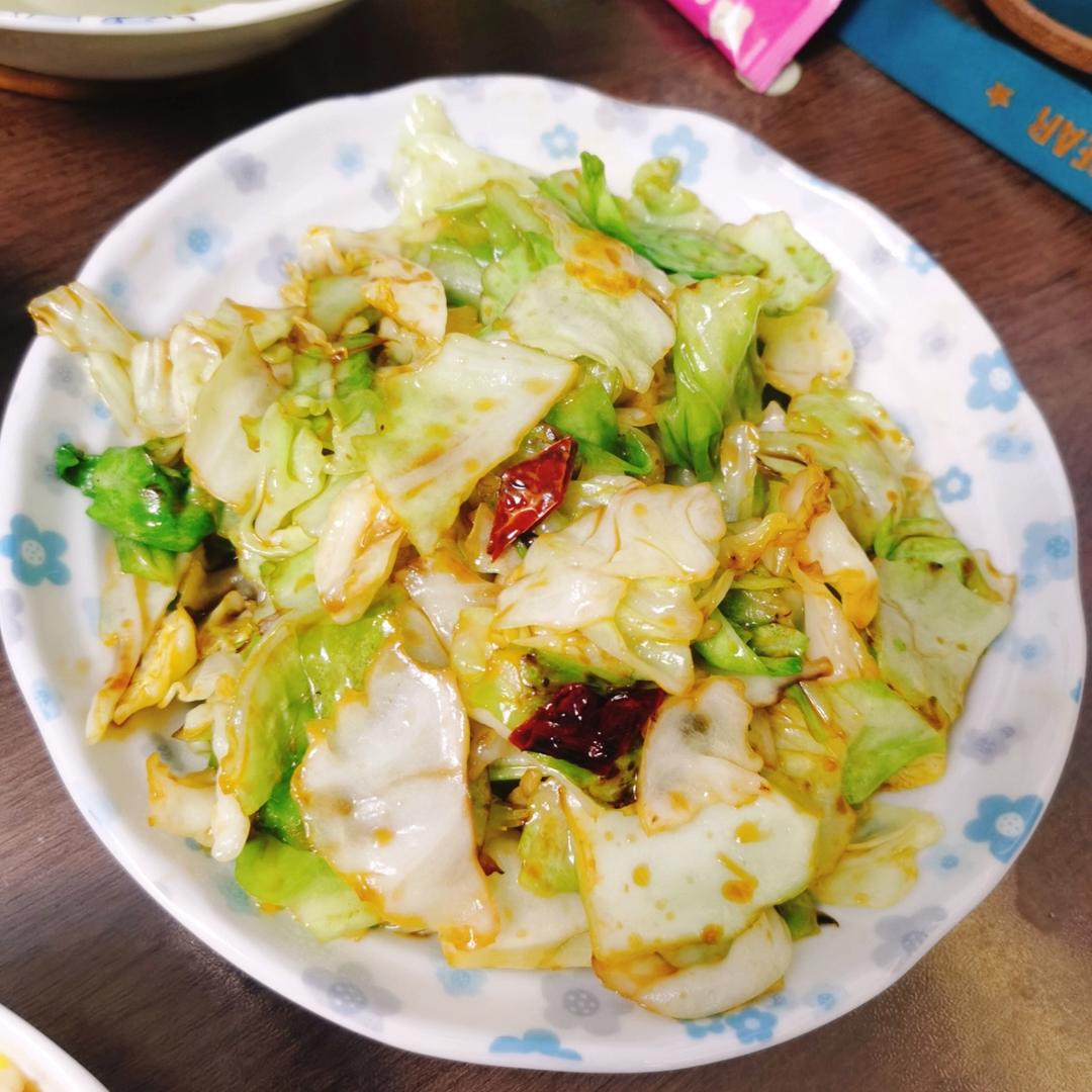 手撕包菜（炝炒莲白）
