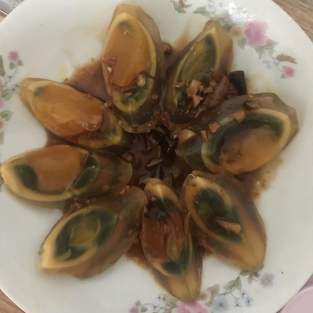 凉拌皮蛋