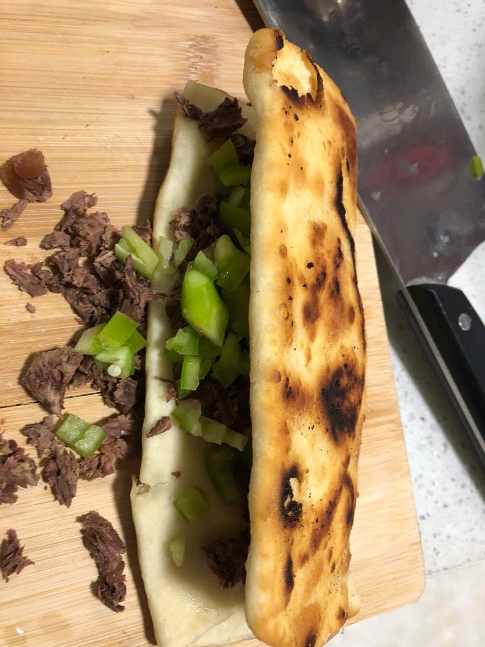 驴肉火烧