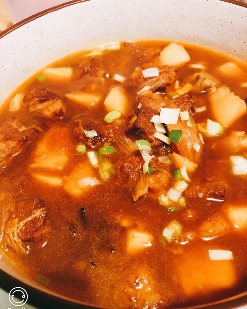 番茄土豆炖牛腩