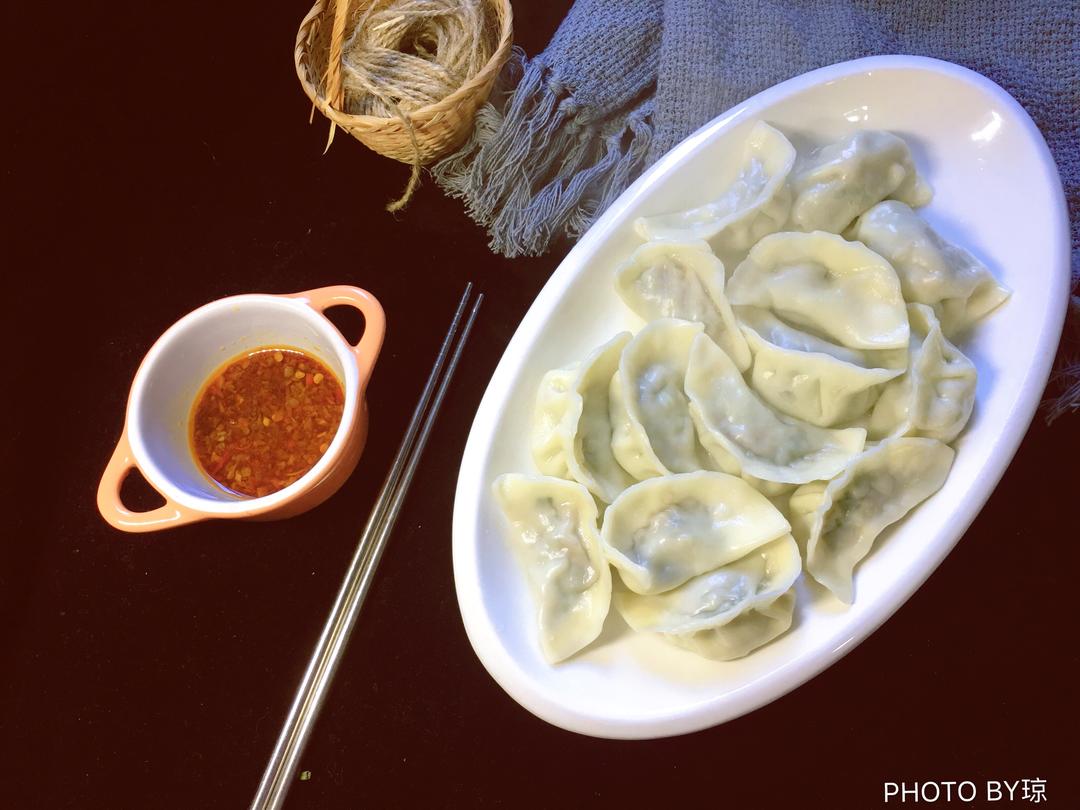 荠菜肉馅饺子的做法