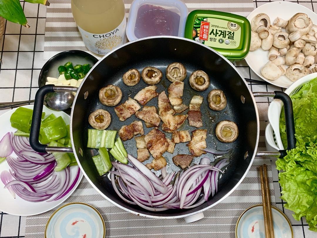 不粘锅韩式烤猪五花