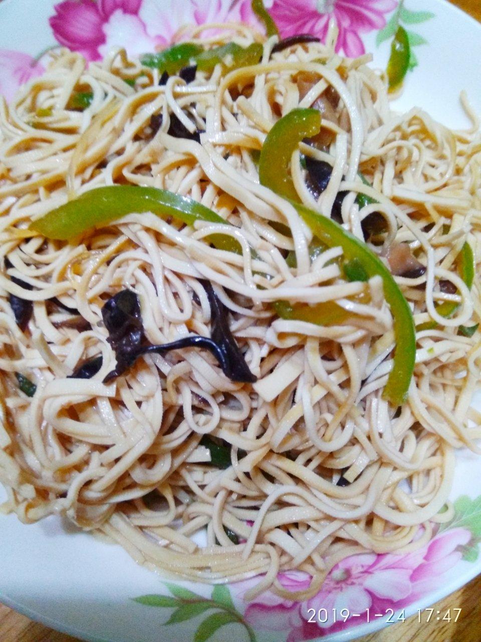 青椒豆腐丝