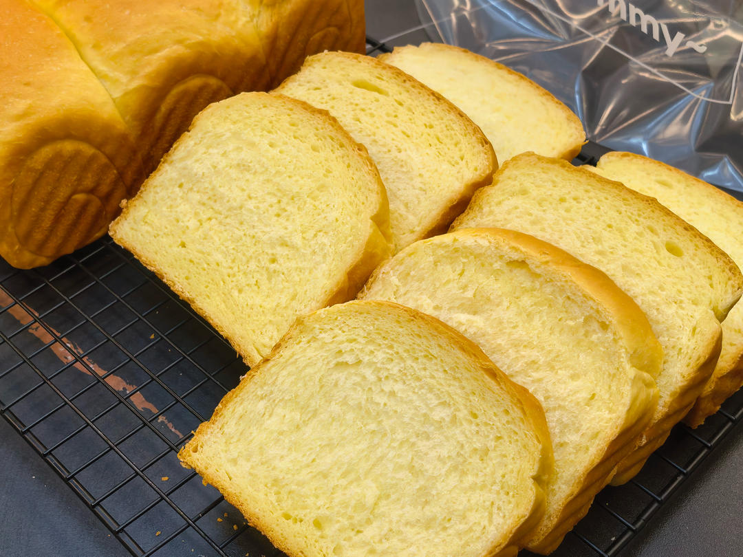 老面法奶油吐司