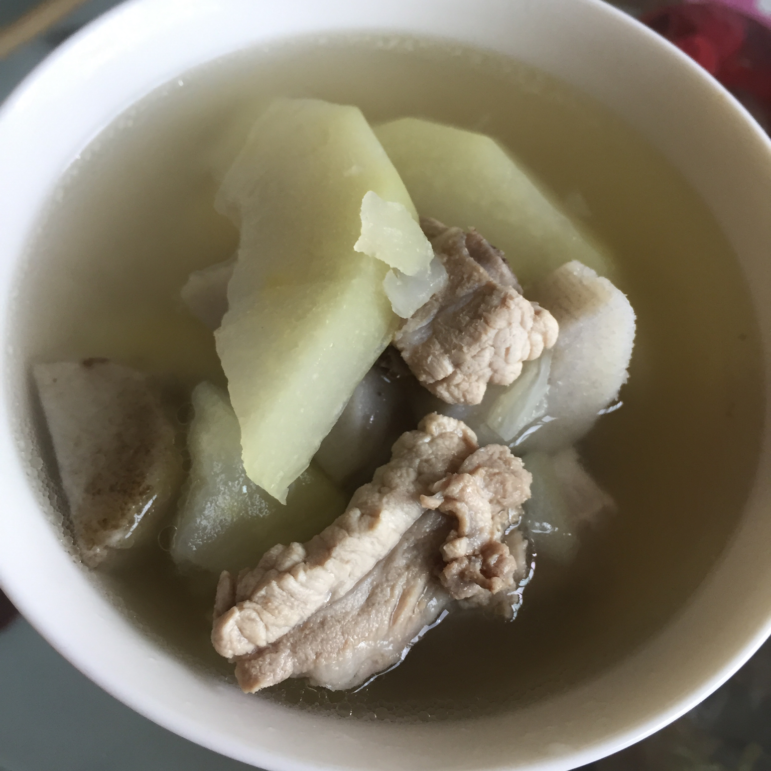 痴痴傻傻_ivsw做的青木瓜排骨汤