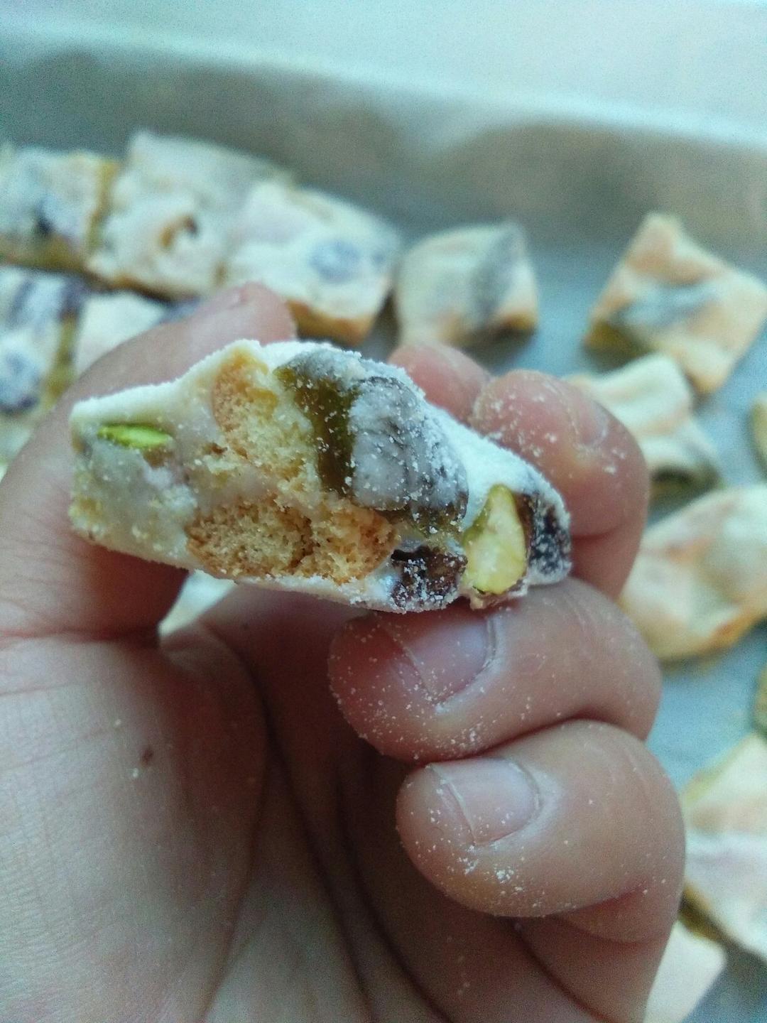 超简单又好吃的雪花酥