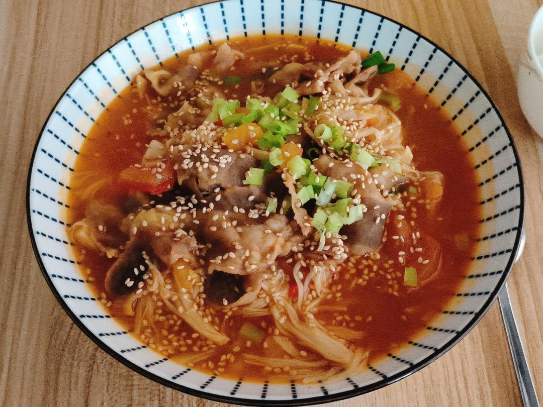 番茄肥牛金针菇