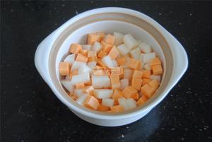 daogrs S1蒸烤箱：红薯梨糖水的做法 步骤4