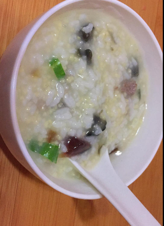 皮蛋瘦肉粥