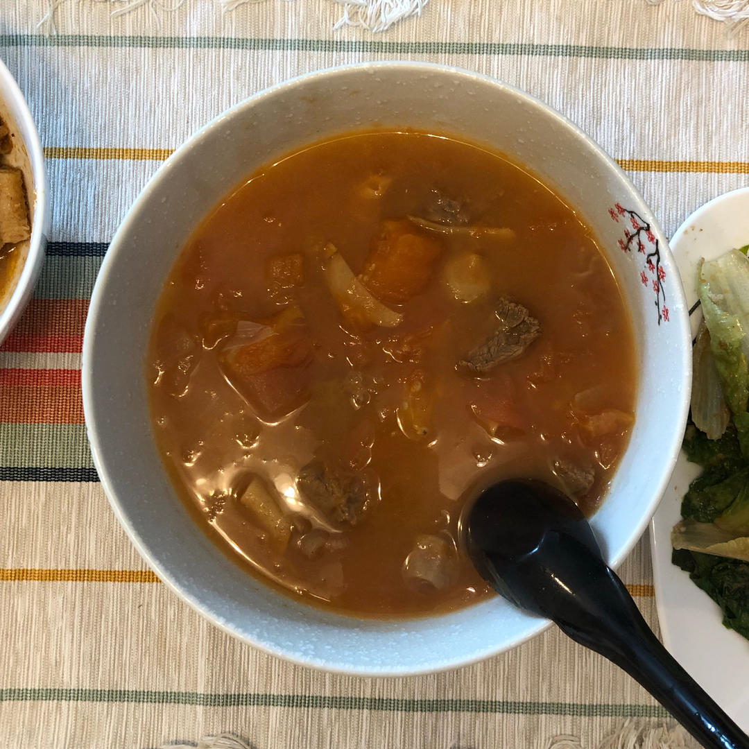 老丁的私房菜-番茄牛腩煲