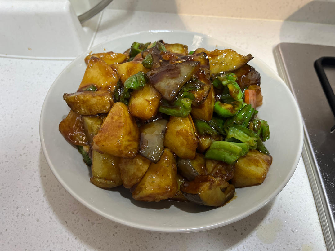 超级下饭的地三鲜