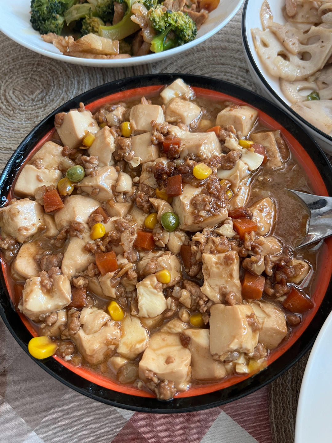 肉末内酯豆腐｜加了豌豆和糯玉米粒营养更丰富