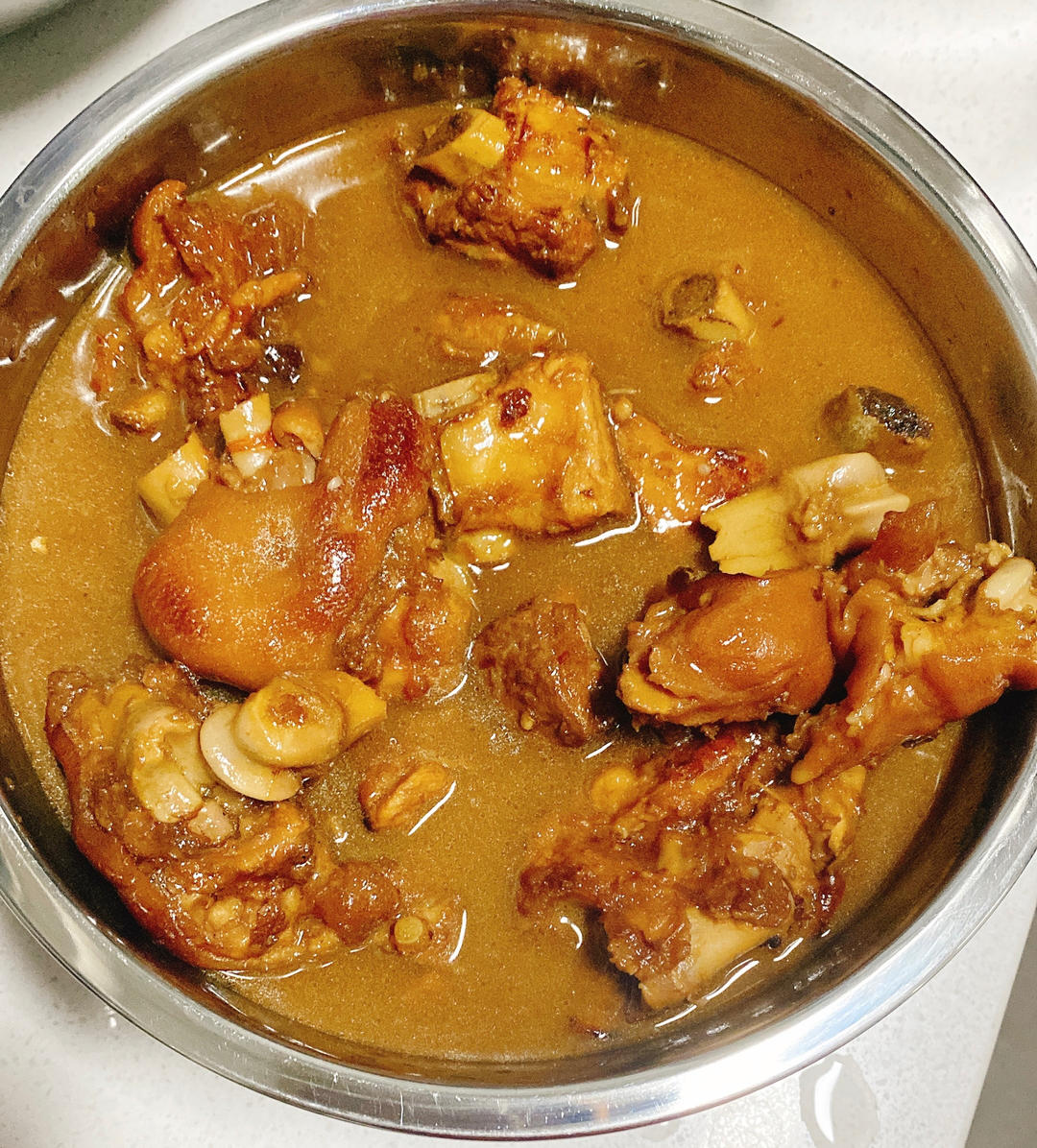 红烧猪蹄，酱香味，超级过嘴瘾的卤猪蹄