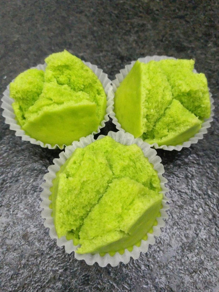 胡萝卜菠菜汁馒头