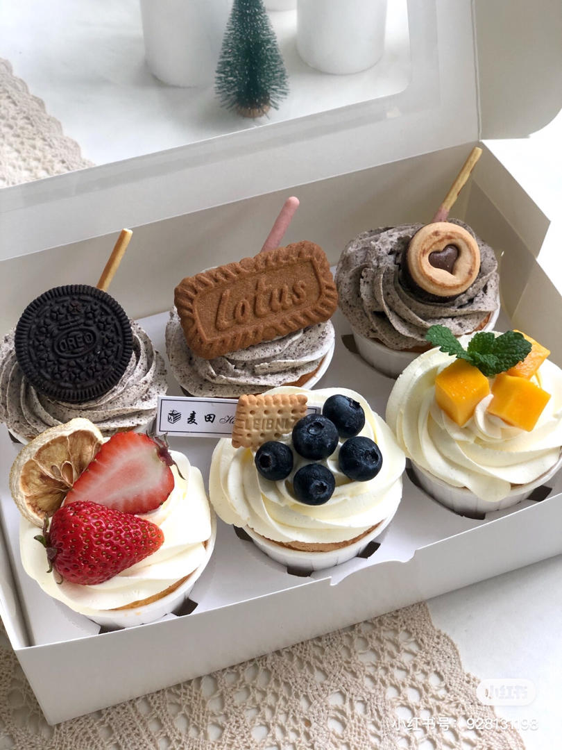 高颜值奶油纸杯蛋糕杯子蛋糕（附教程）