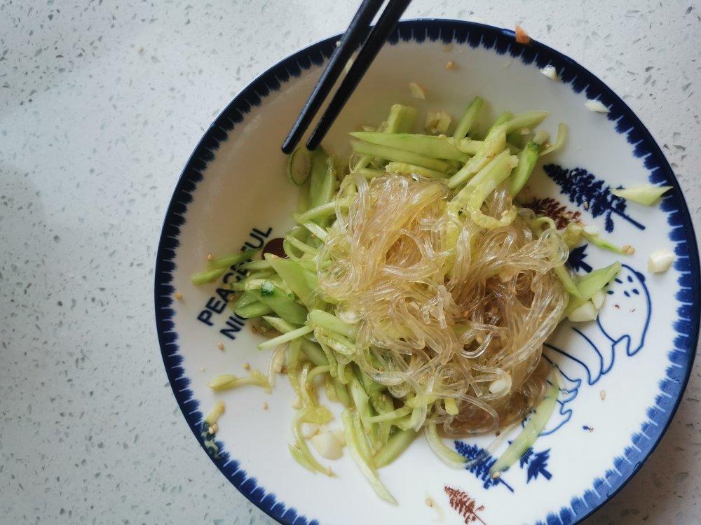 凉拌粉丝黄瓜-饭饭饭堂