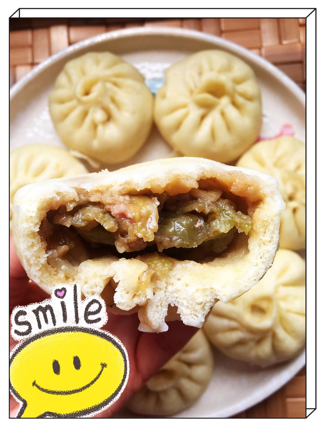 肉丁茄子馅大包子