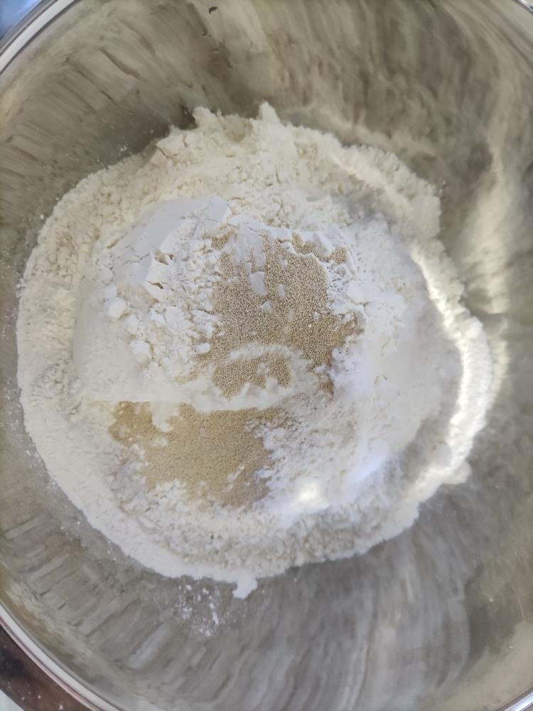 纯奶手撕吐司的做法 步骤1