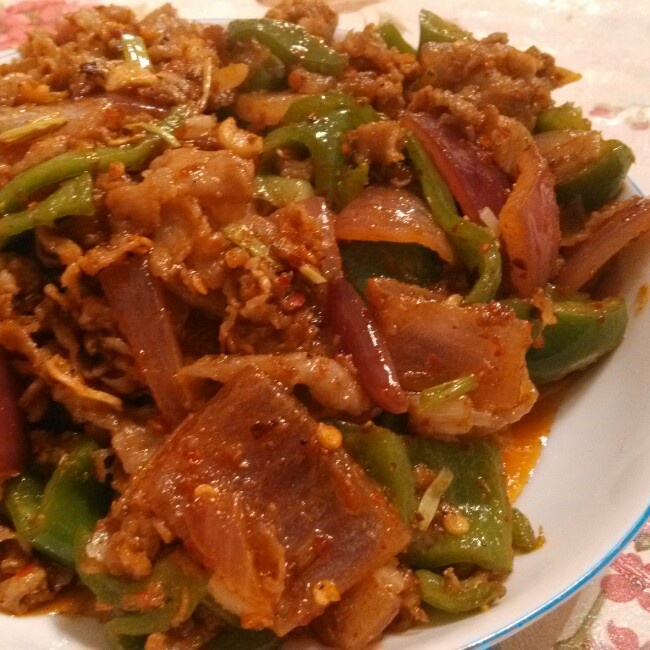 洋葱炒烤肉