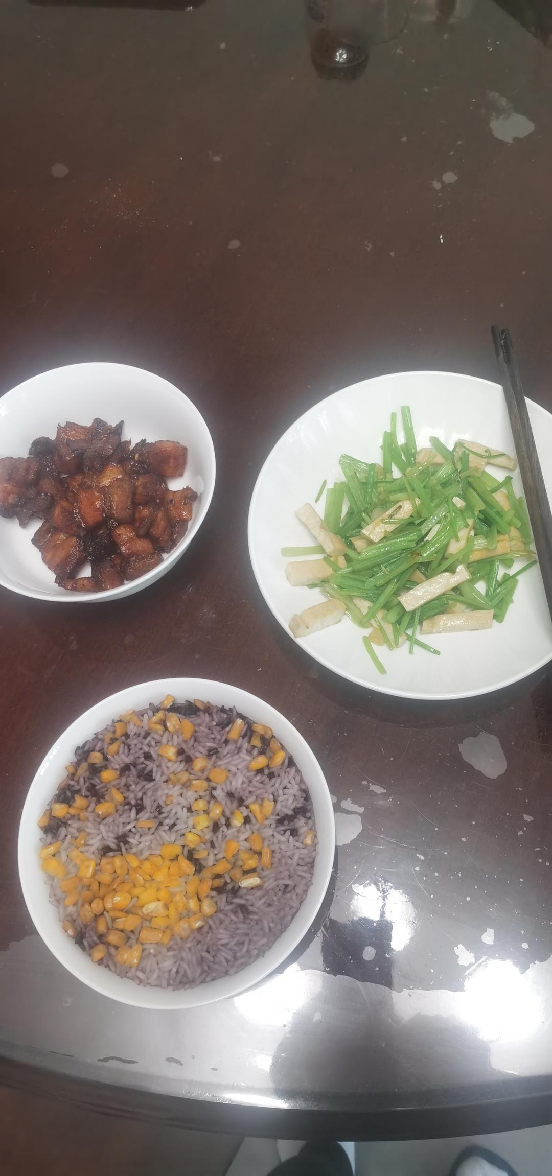 五花肉别再炒了，这样烤一烤，秒杀隔壁烧烤摊