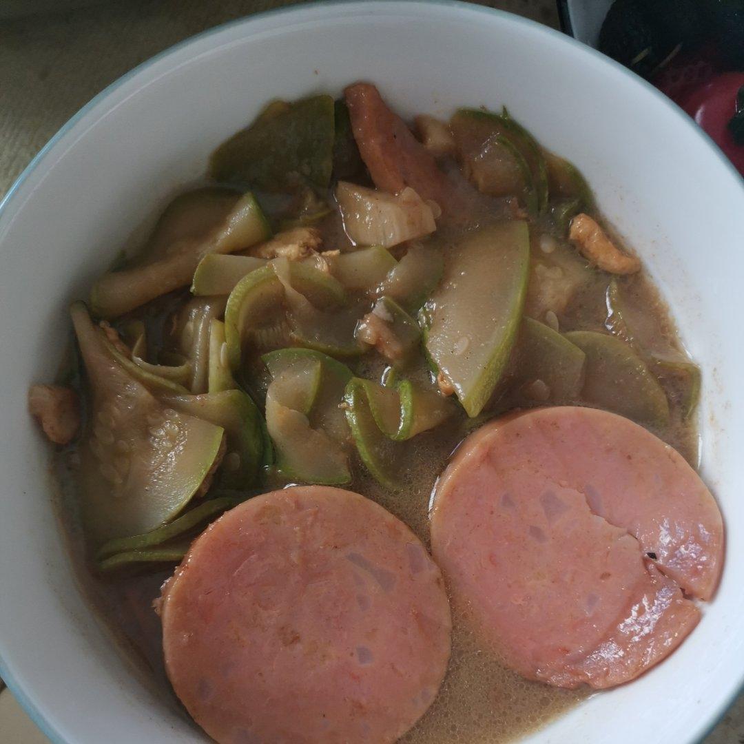 家常菜：小炒西葫芦