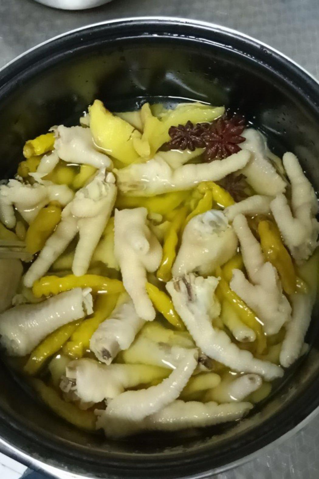 绝味泡椒凤爪